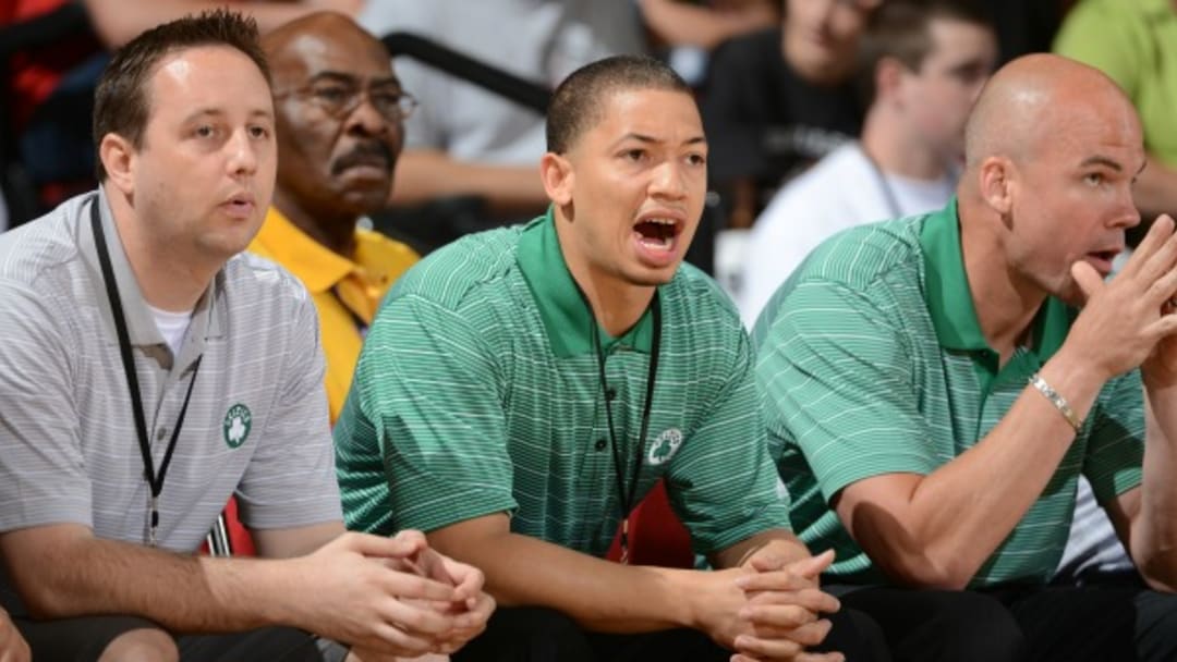 Report: Clippers assistant Tyronn Lue will interview for Cavaliers' coaching job