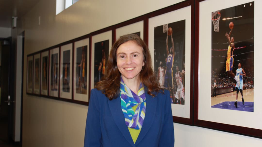 Meet the Lakers' Diet Doc: Cate Shanahan Shuns the Sugar