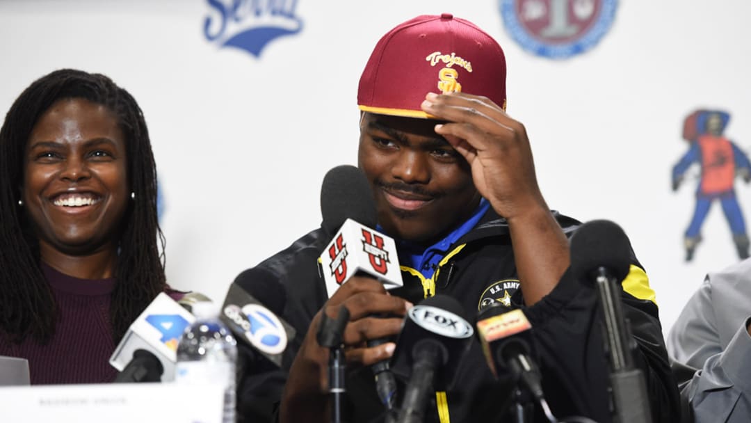 USC leads Rivals.com's top 25 team recruiting rankings for class of 2015