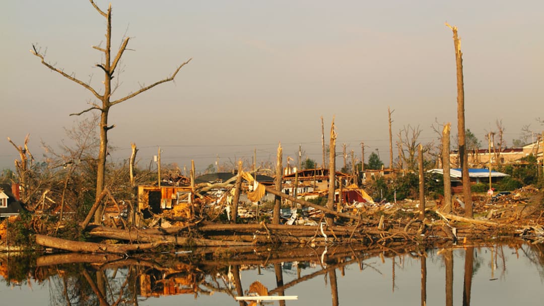 SI Vault: Terror, tradegy and hope in Tuscaloosa