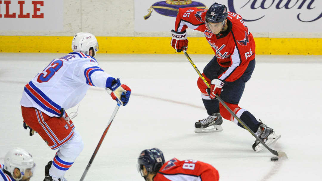 Andre Burakovsky scores twice to lead Capitals past Rangers in Game 4
