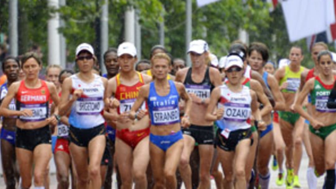 Mapping the Olympic marathon by elevation, turns, water stations