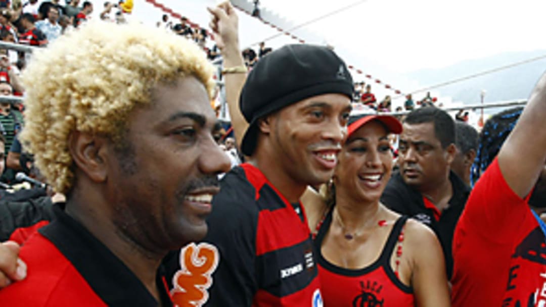 Flamengo gambles on Ronaldinho