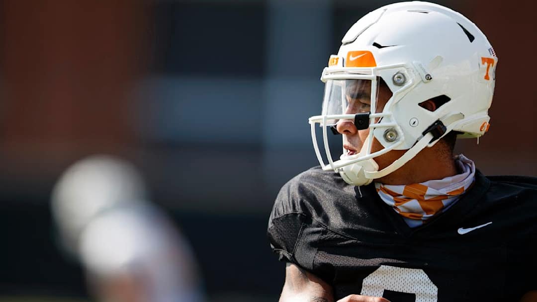 Tennessee offensive coordinator Jim Chaney praises Jarrett Guarantano, gives update on Vols' QB room
