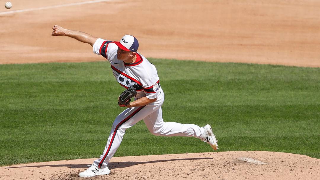Stiever and the Sox sweep Detroit, win 5-2 Stiever and the Sox sweep Detroit, win 5-2