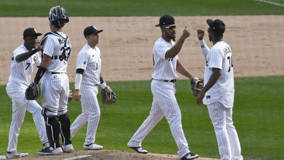 White Sox beat Twins, 4-3, to clinch playoff berth