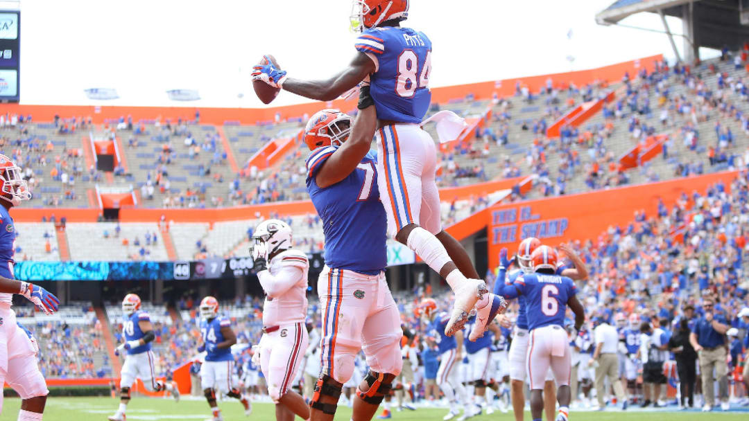 Florida Gators Tied For No. 3 In Coaches Poll, Drop In AP Top 25