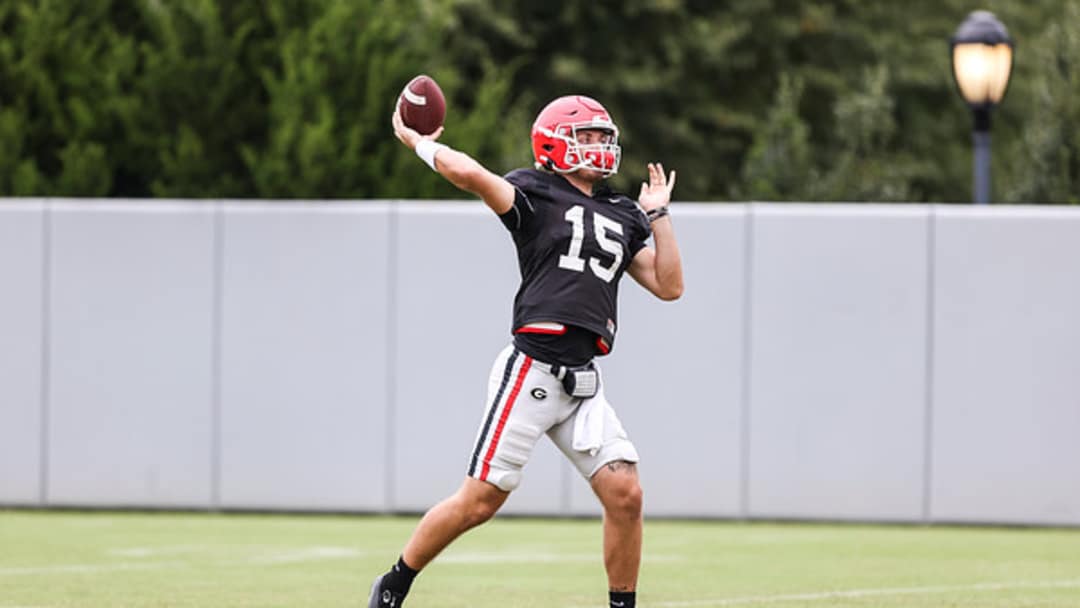Georgia QBs Play Sparingly in Blowouts: Why?