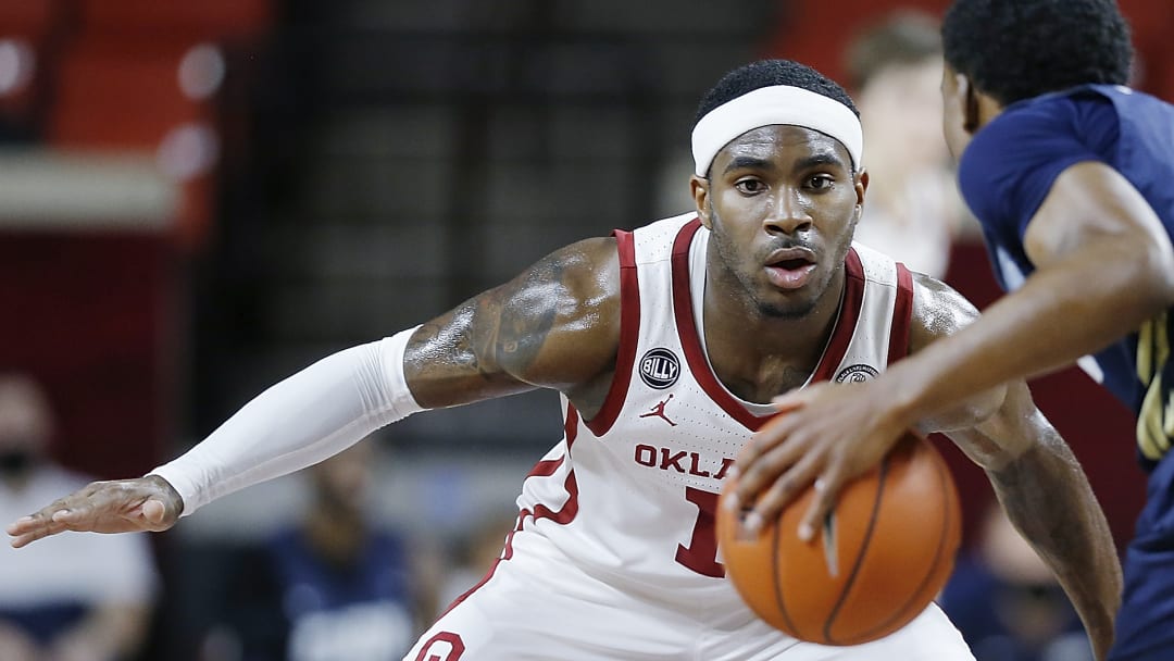 Oklahoma's Big 12 grind continues at Texas