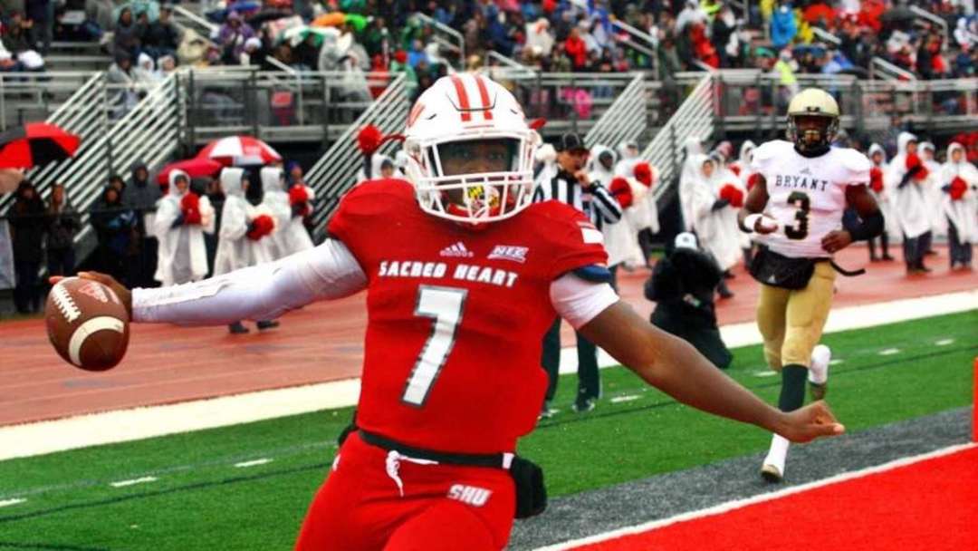 Interview with Sacred Heart Running Back Julius Chestnut