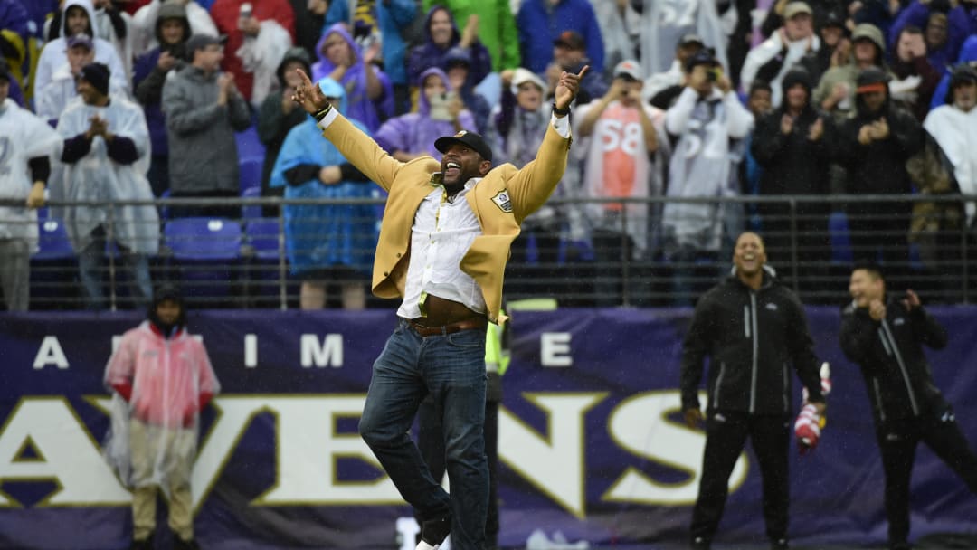 Ray Lewis Brings Together 'Legends of the Game' at Super Bowl in Miami