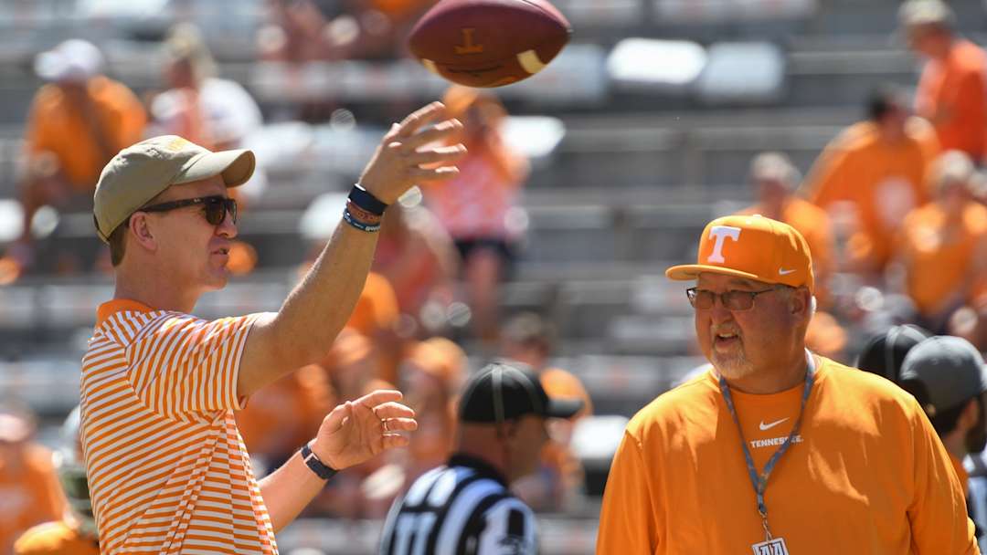 Many Titans Fans Never Stopped Pulling For Peyton