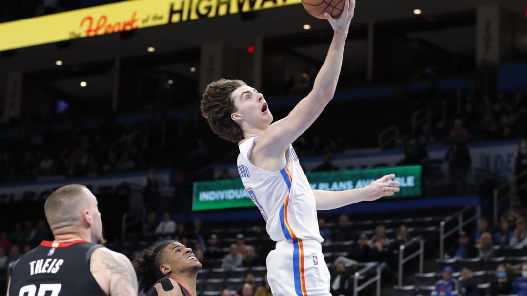 Josh Giddey Continues to Dazzle, Even Without Shai Gilgeous-Alexander
