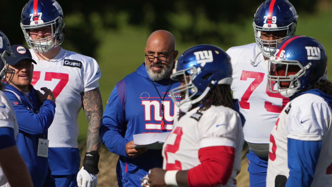 Giants Need to Find Right O-line Combination to Hold Up Against Tough Divisional Opponents