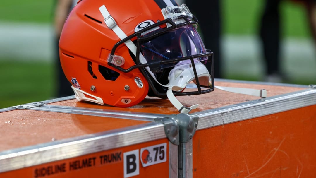 Browns Workout Five Offensive Lineman