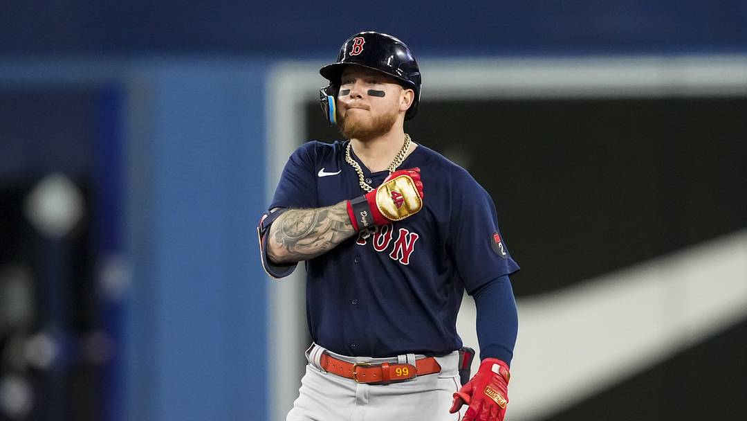 Alex Verdugo Hits Walk-Off Single For Red Sox in Comeback Win Over Yankees Alex Verdugo Hits Walk-Off Single For Red Sox in Comeback Win Over Yankees