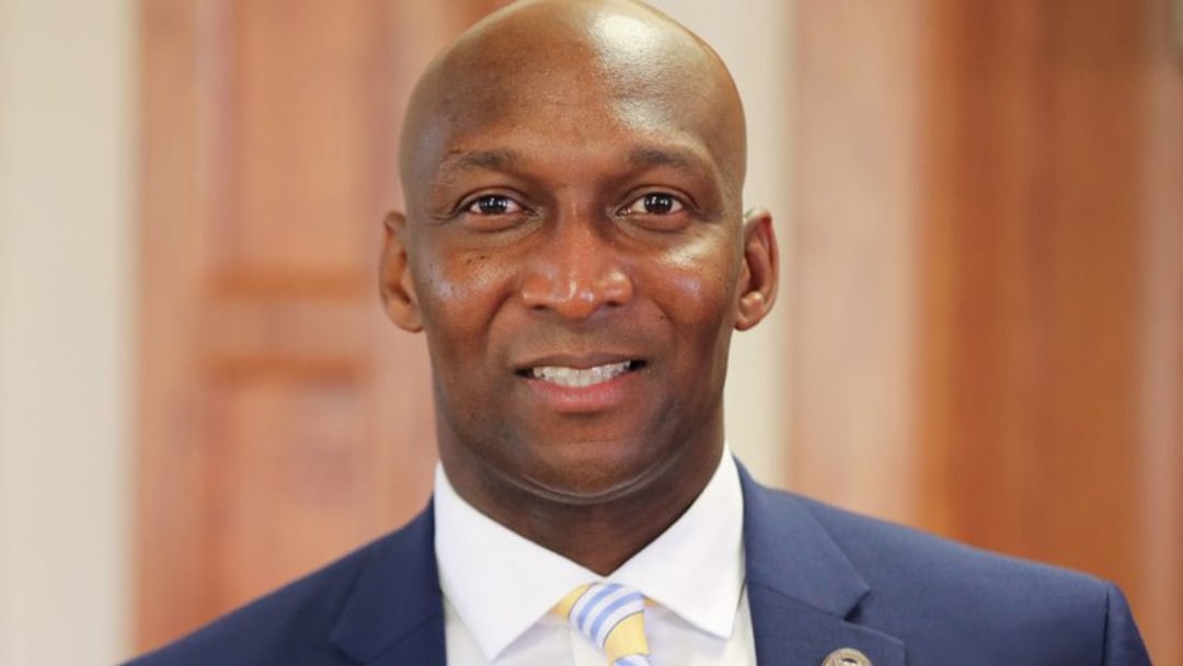 SIAC Selects New Commissioner, Anthony Hollman