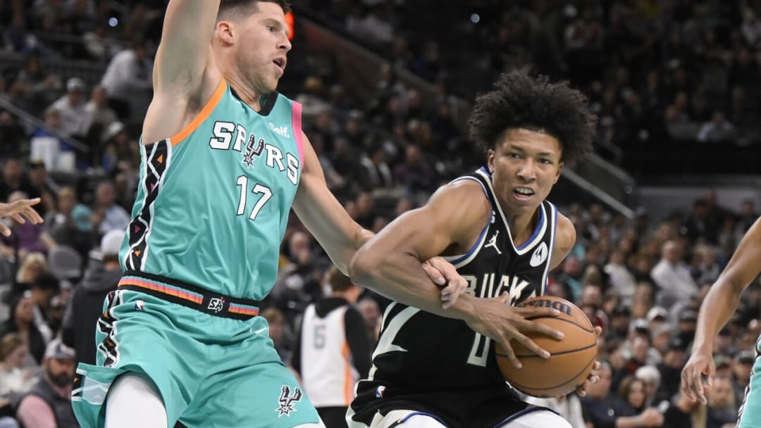 'They Came to Win': Spurs Outmuscle Title Contenders in Bucks