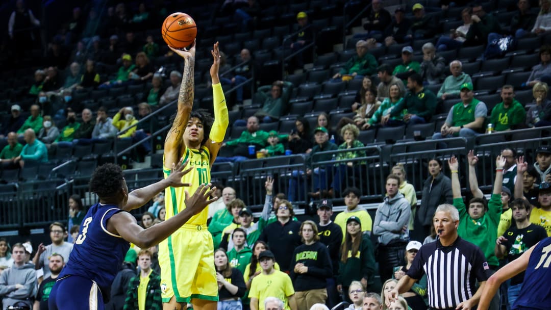 Kel'el Ware's Big Night Propels Oregon Past Montana State 81-51