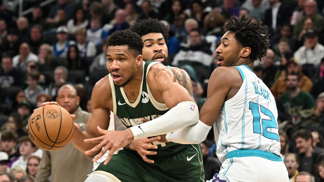 Spread & Over/Under Predictions for Hornets at Bucks
