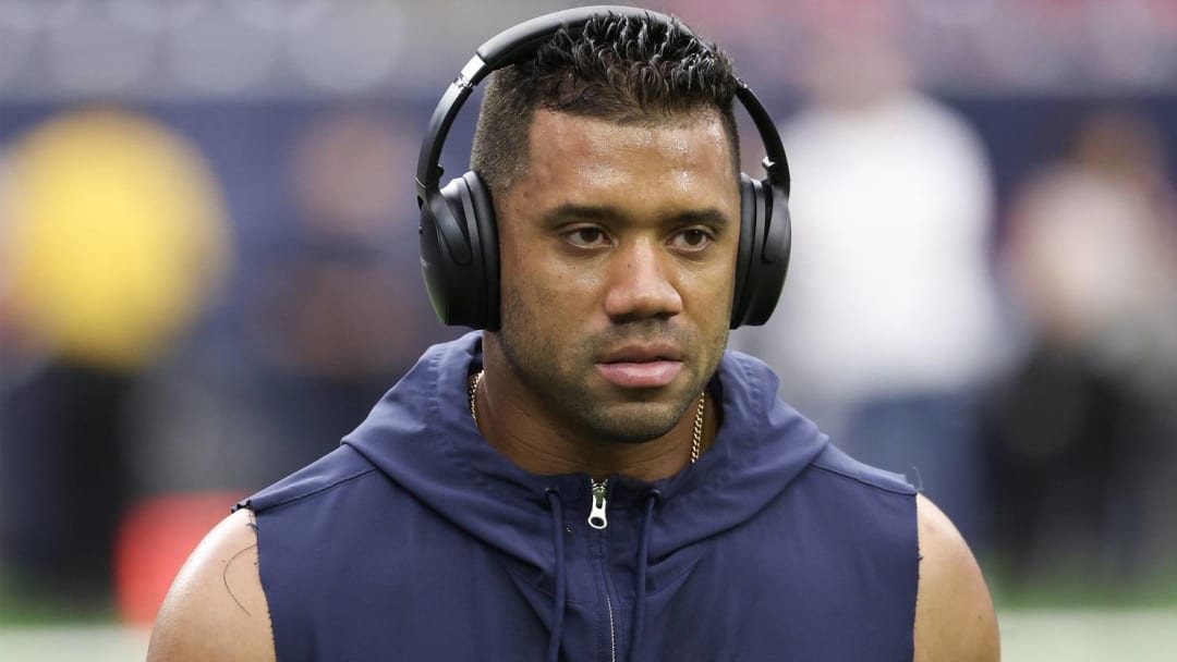 Russell Wilson Gives Steelers' Players a Big Boost in Fantasy Football