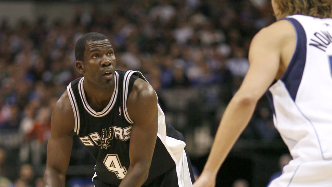 1990s Star Michael Finley Has Presence At Hall of Fame Ceremonies
