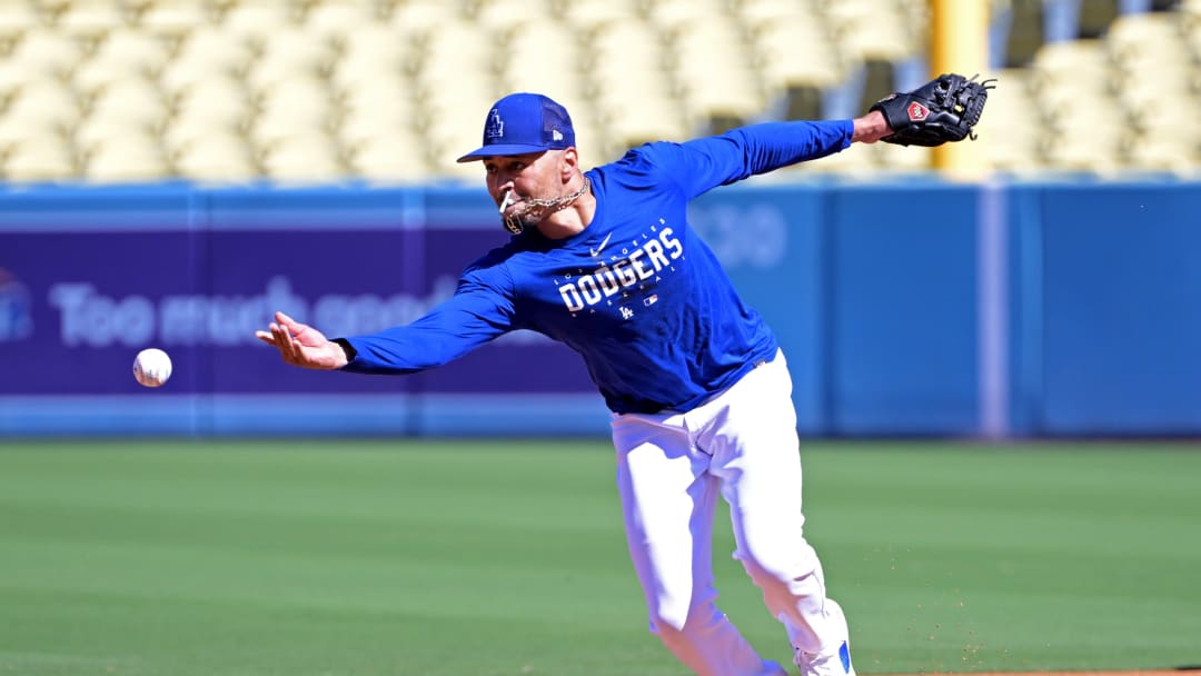 Dodgers Notes: Award Finalists Announced, Max Muncy Talks Postseason Woes, Did Trea Turner Shade LA?
