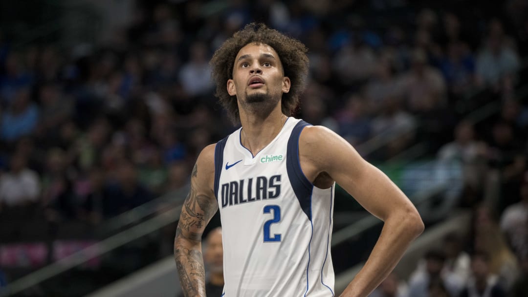 Dallas Mavs Dereck Lively II 'Building Confidence' Ahead of Victor Wembanyama Matchup