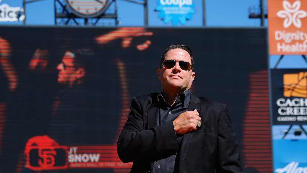 SF Giants Wall of Famer hoping to land spot on Bob Melvin's coaching staff