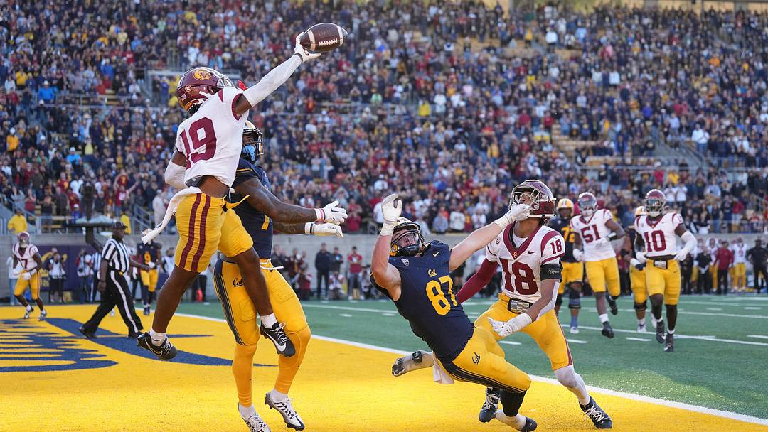 USC Football: Young Nickelback Already Emerging As One Of Trojans' Best Players