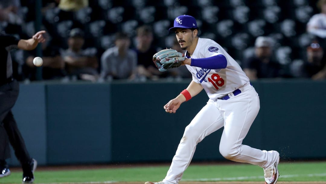 Dodgers News: Dodgers GM Pins Rookie's Struggles on Hand Injury