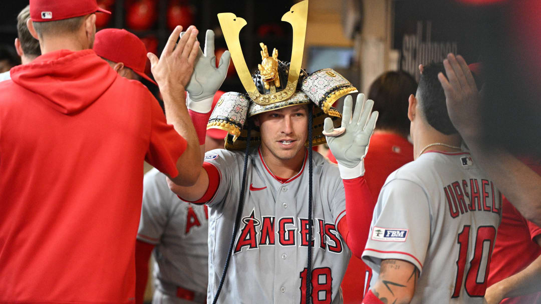 Angels Free Agent Signs With NL Central Squad