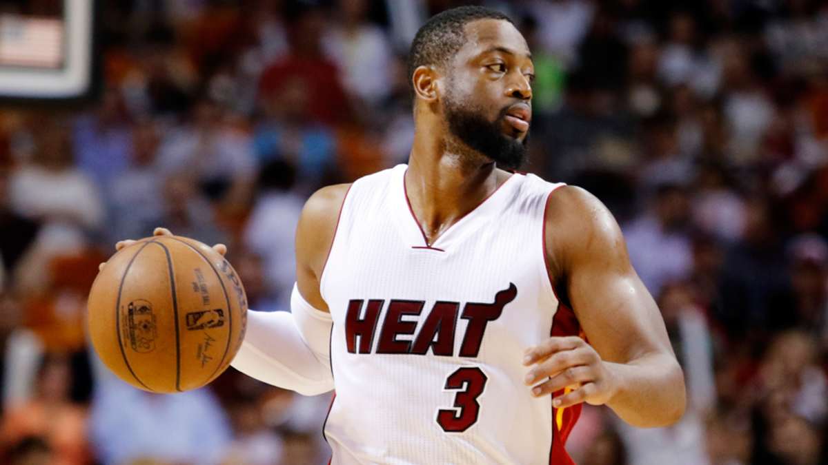 Dwyane Wade opts out: Heat guard becomes free agent - Sports Illustrated