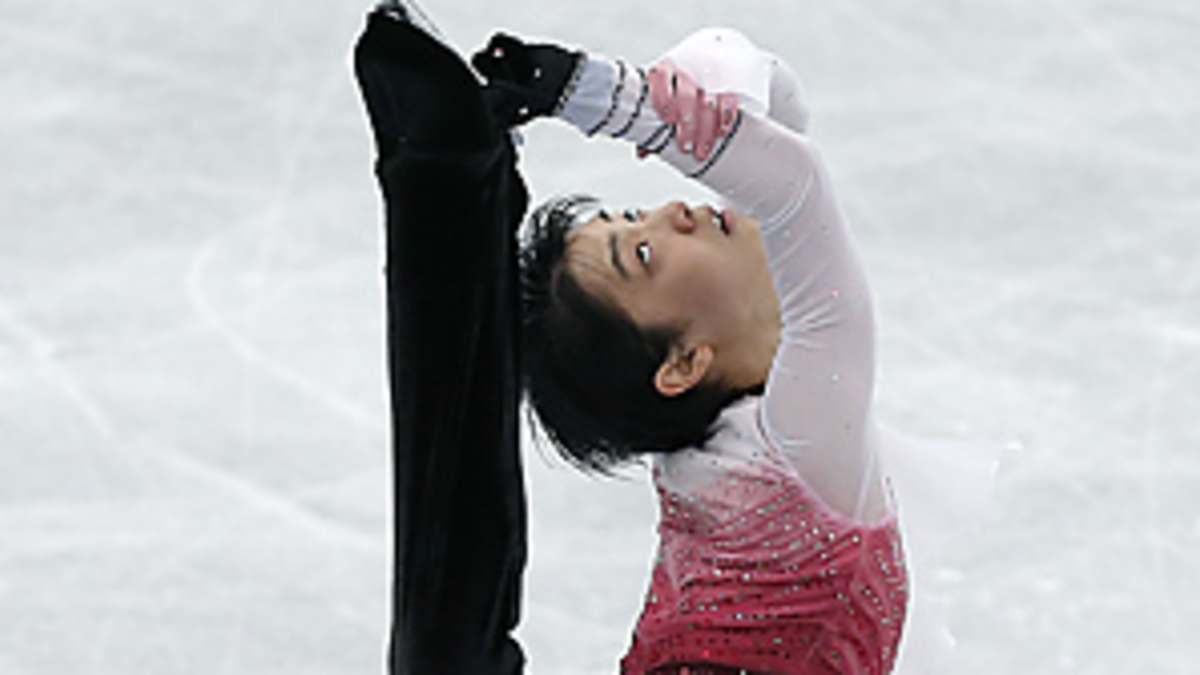Hanyu takes NHK Trophy, books spot in GP final - Sports