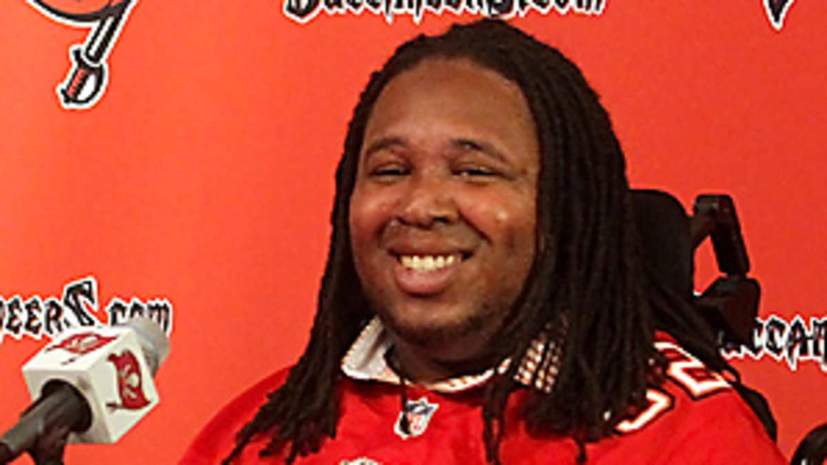 ERICさま Peter King: Guest MMQB: Eric LeGrand on the Bucs, ESPYs and his