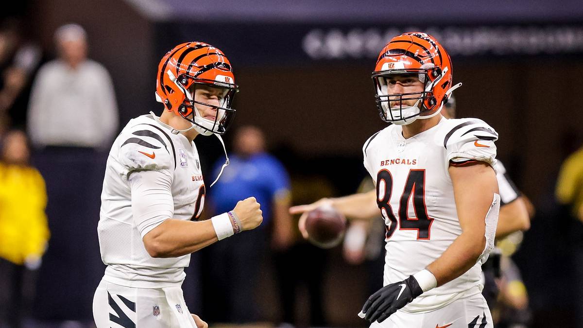 Best NFL Week 6 performances awarded by MMQB staff - Sports Illustrated