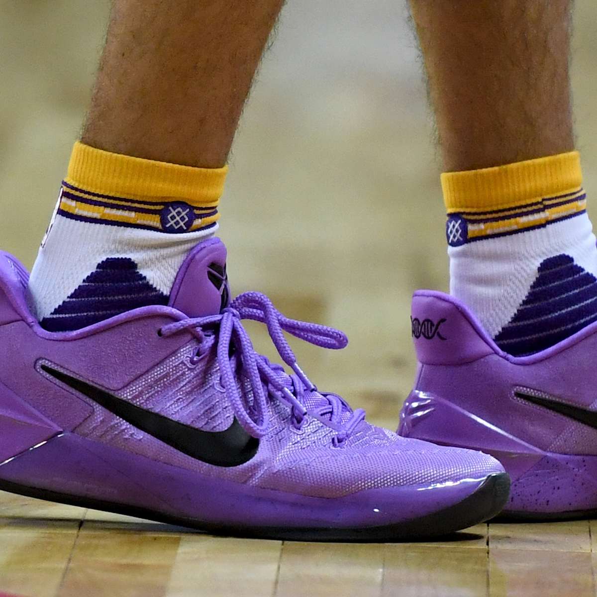 lonzo ball nike shoe deal