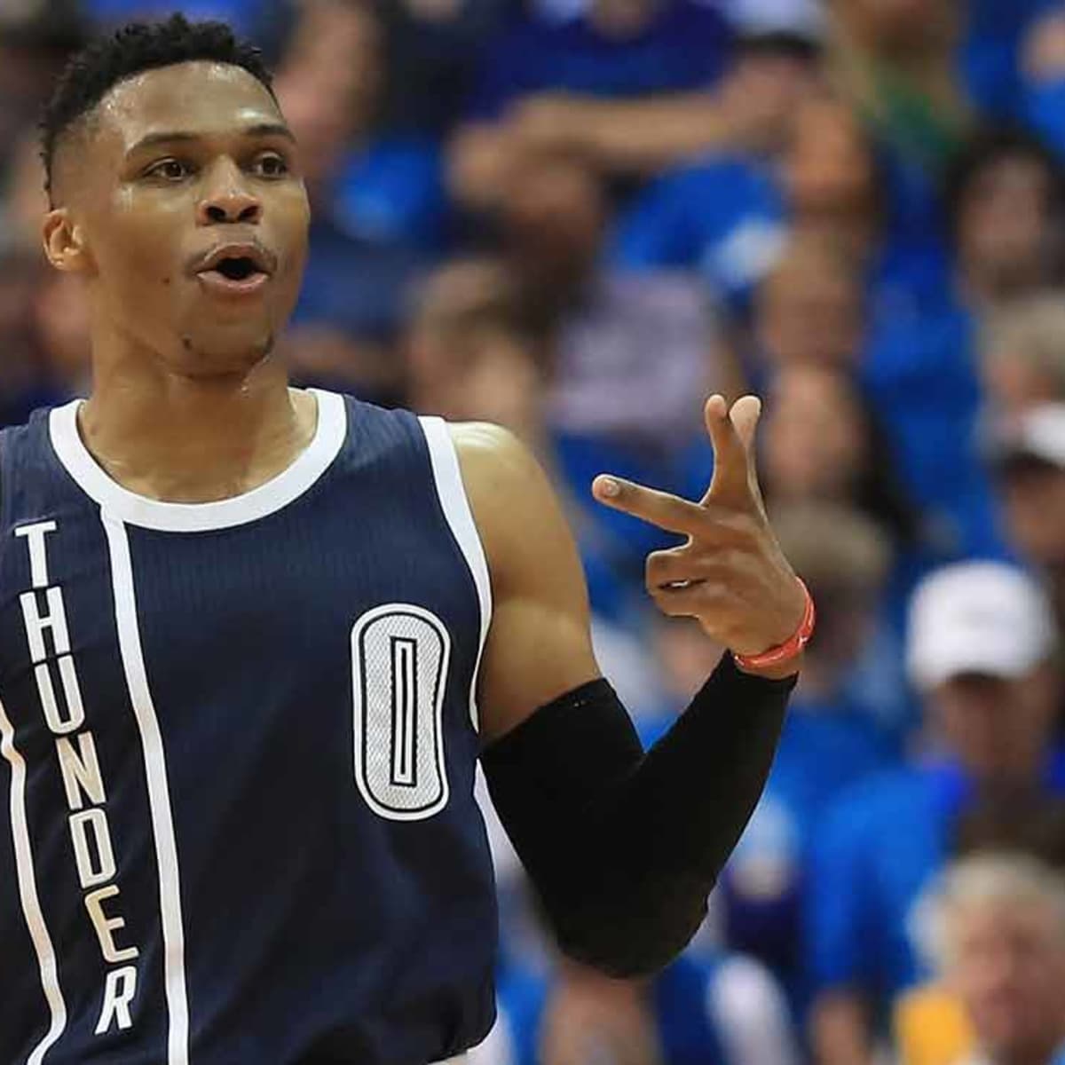 Russell Westbrook extension: Thunder avoid disaster - Sports Illustrated, image size:1200x1200