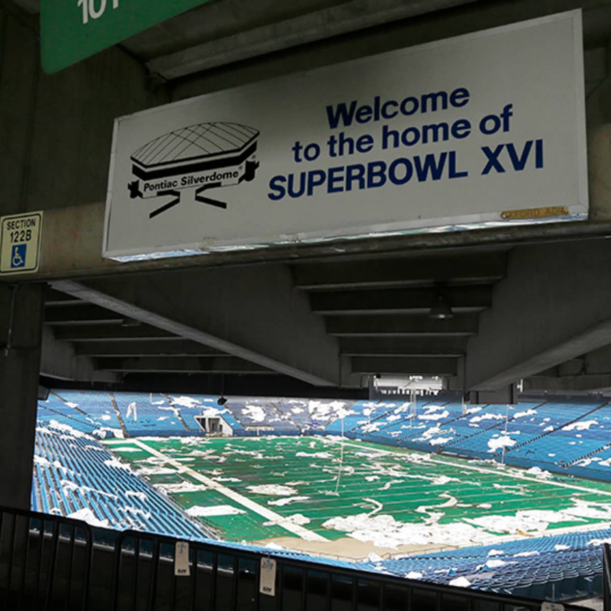 Pontiac Silverdome: Detroit Lions stadium will be demolished - Sports  Illustrated, image size:1200x1200