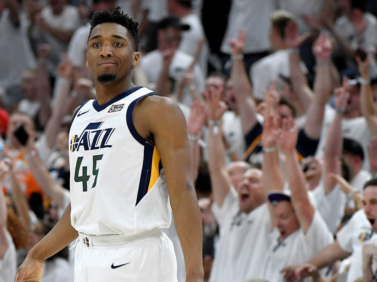 DONOVAN MITCHELL ROOKIE❗ Donovan Mitchell 2017 Hoops #263 Base Price Guide - Sports Card