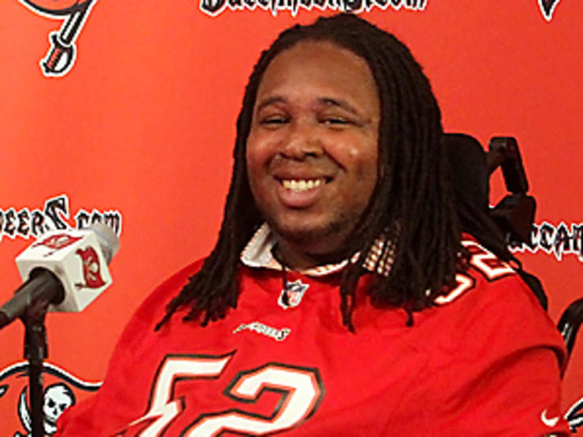 ERICさま Peter King: Guest MMQB: Eric LeGrand on the Bucs, ESPYs and his
