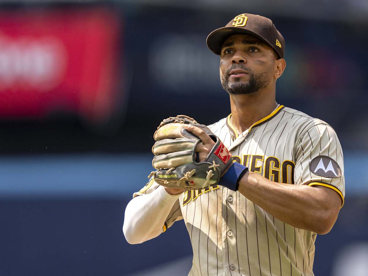 San Diago Padres' Xander Bogaerts Will Move to Second Base, Manager Says - Sports Illustrated