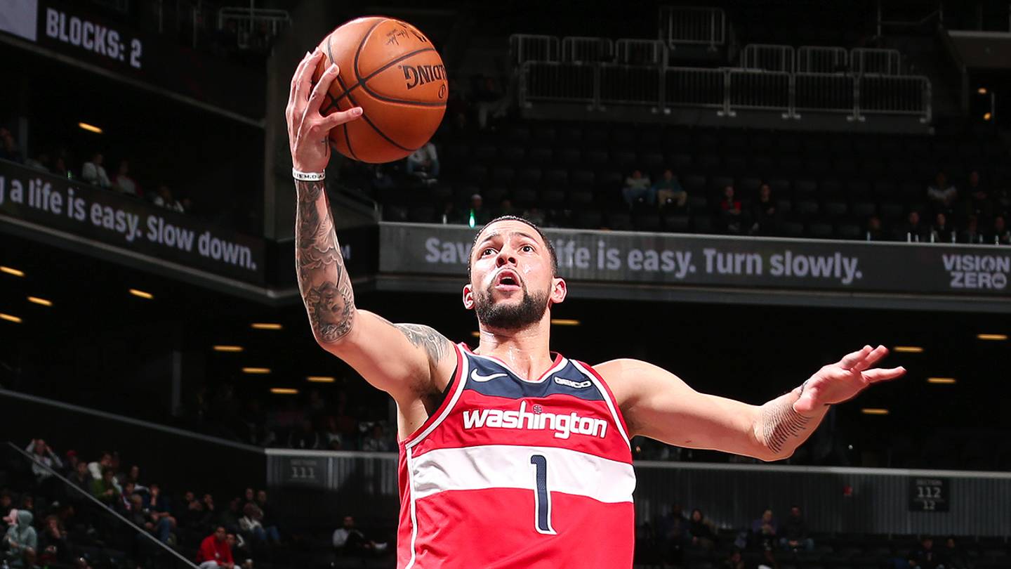 Report: Guard Austin Rivers, Suns Part Ways Two Days After Trade