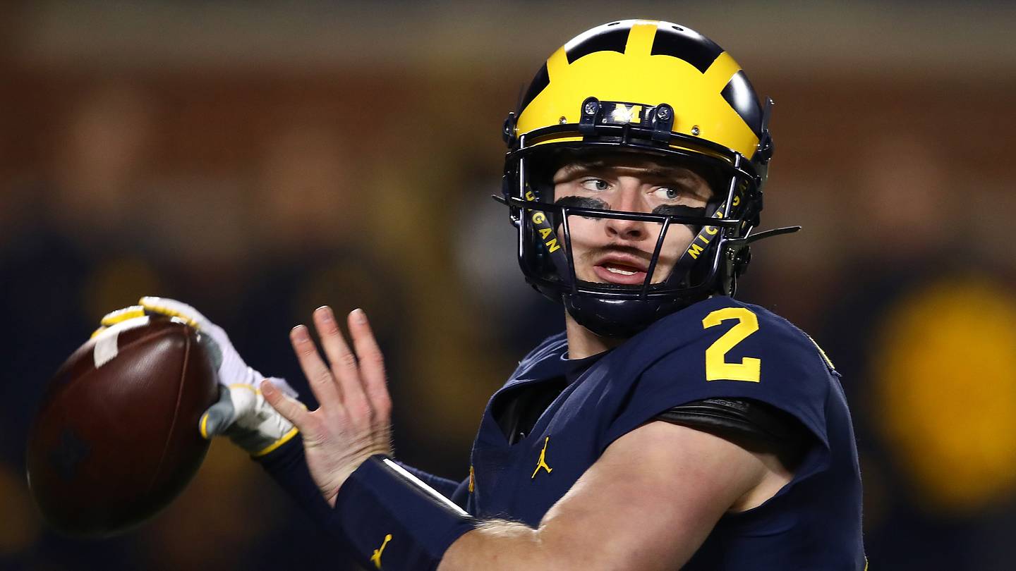 Shea Patterson Rivals Michigan QB Shea Patterson Returning for Senior Year