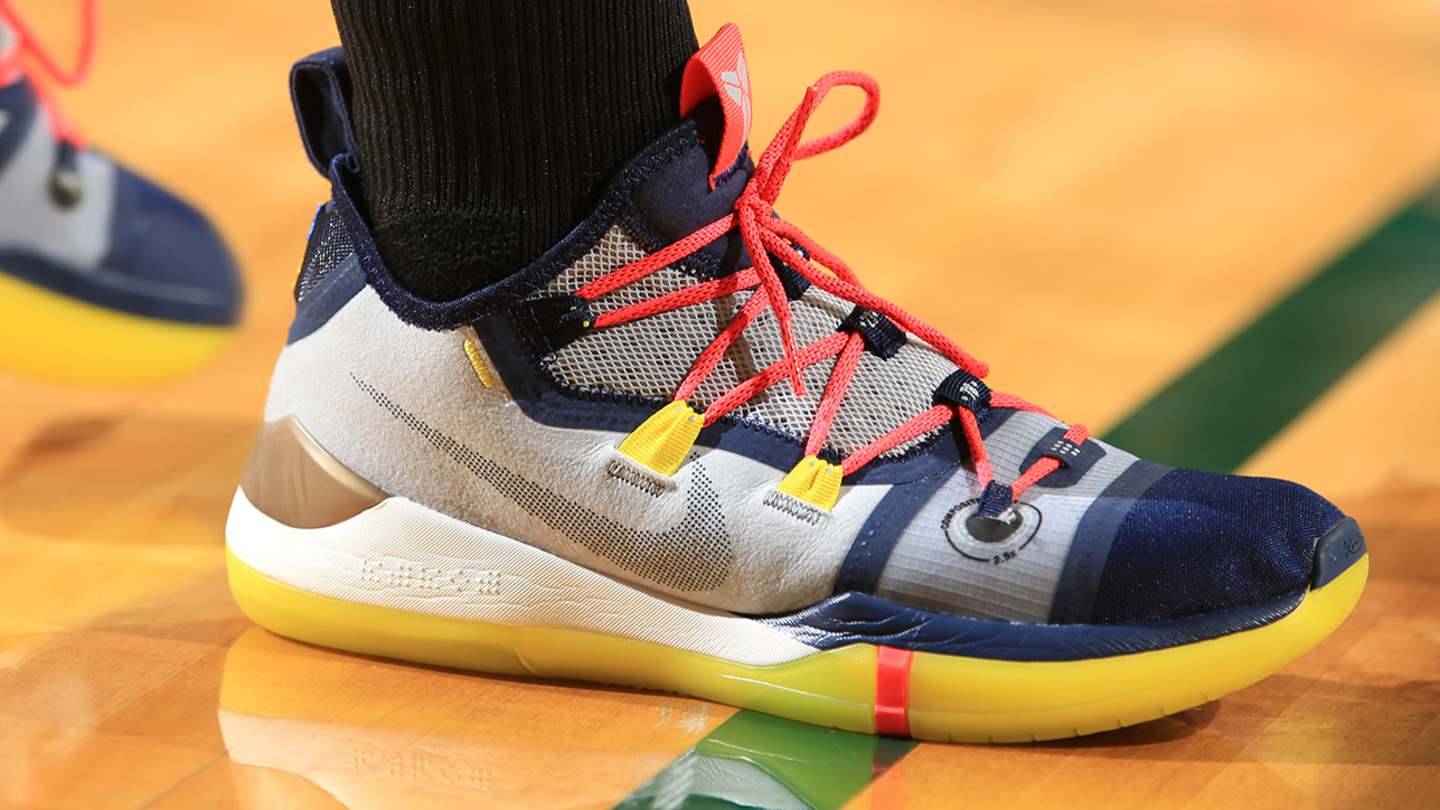 kobe ad shoe