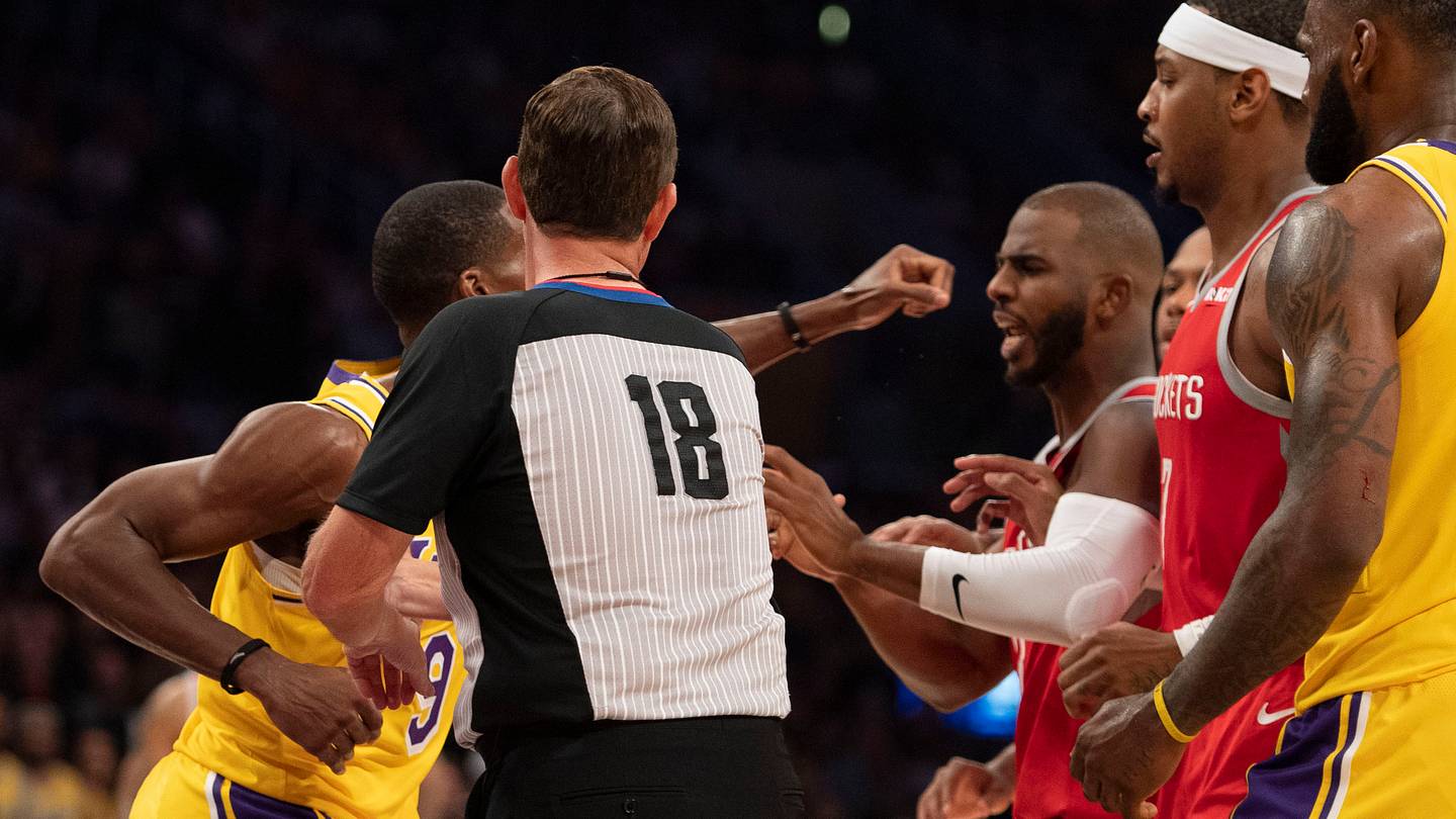 Is Rajon Rondo Married Report: Rajon Rondo's Girlfriend Confronted Chris Paul's Wife in Stands ...