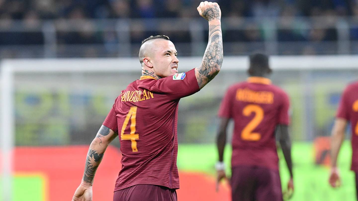 radja-nainggolan-roma-aejpg.jpg