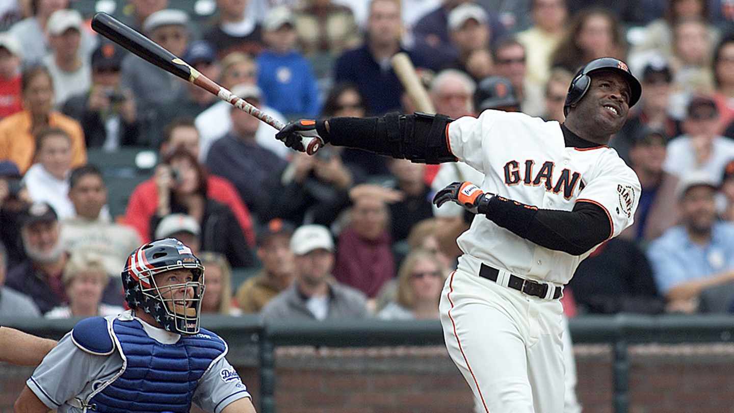 Barry Bonds, 73, 2001