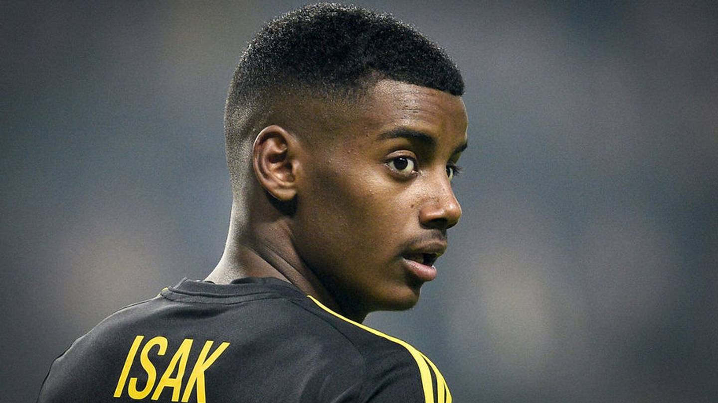 William Rashidi Borussia Dortmund Manager Praises 18-Year-Old Striker After Maiden Goal ...