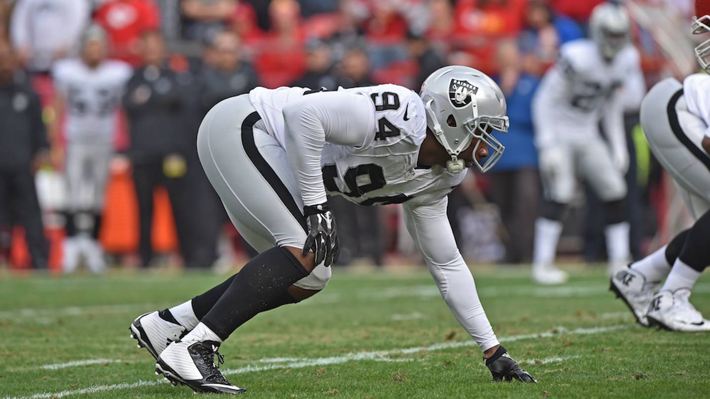 Raiders release DL Antonio Smith after one season with team